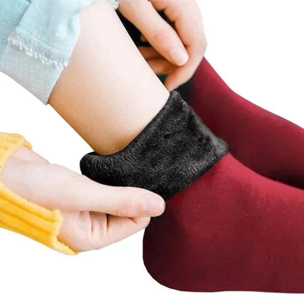 chaussettes thermiques rouges epaisses et douces pour femmes